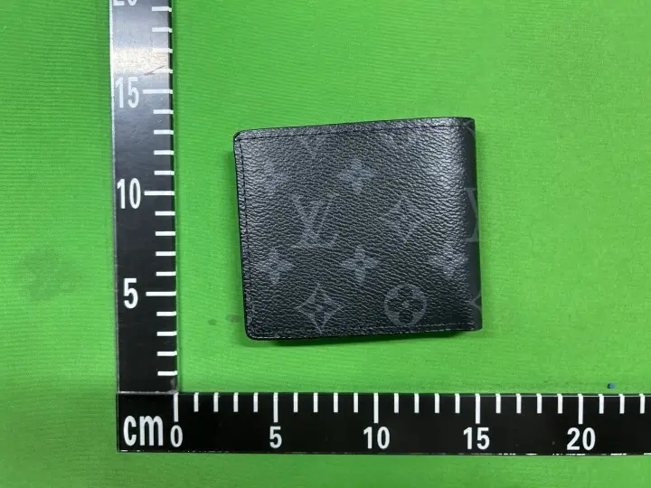 LV Wallet Flowers QC photo 7
