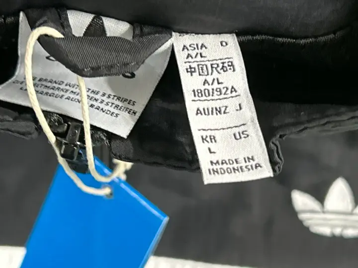 Adidas Jacket QC photo 6