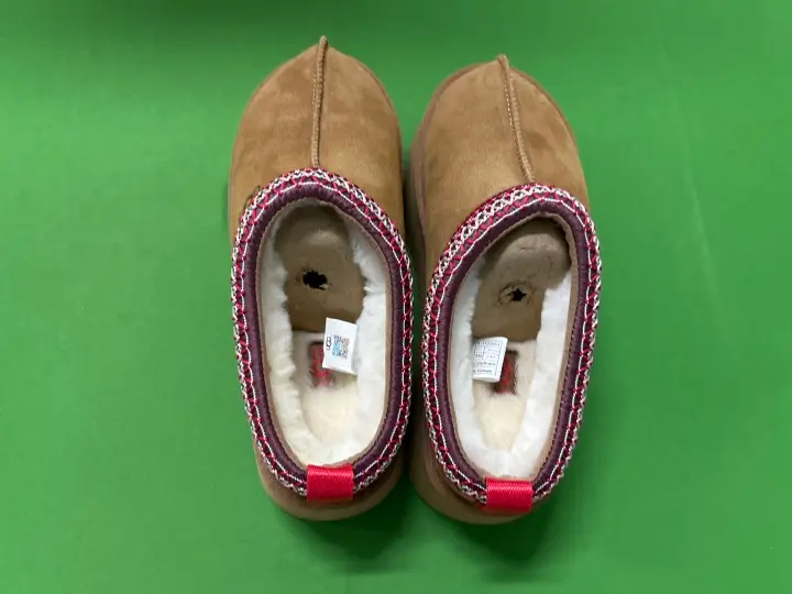 UGG Slippers QC photo 11