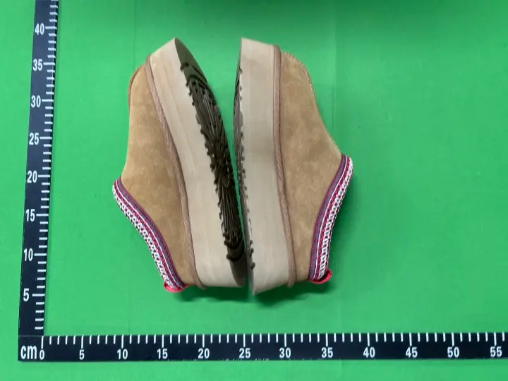 UGG Slippers QC photo 14