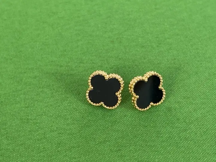 Vancleef Necklace QC photo 2
