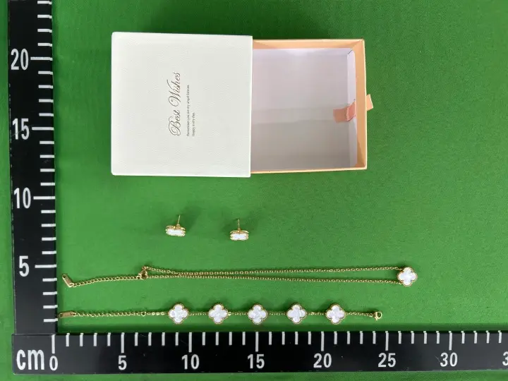 Vancleef Necklace QC photo 6
