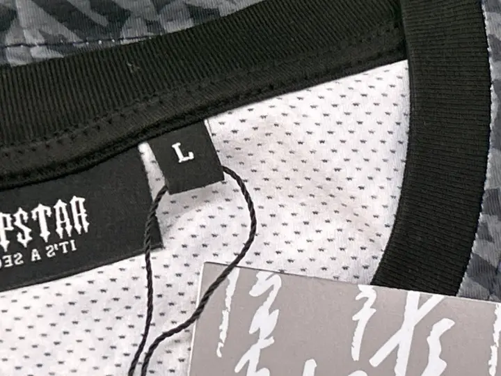 Trapstar Tee QC photo 6