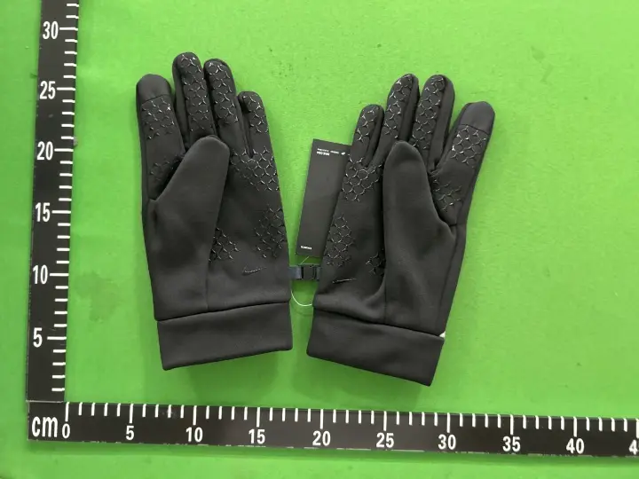Nike Gloves QC photo 12