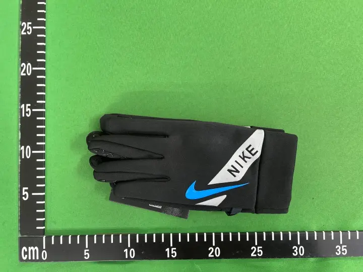 Nike Gloves QC photo 7