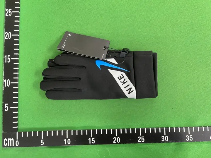 Nike Gloves QC photo 8