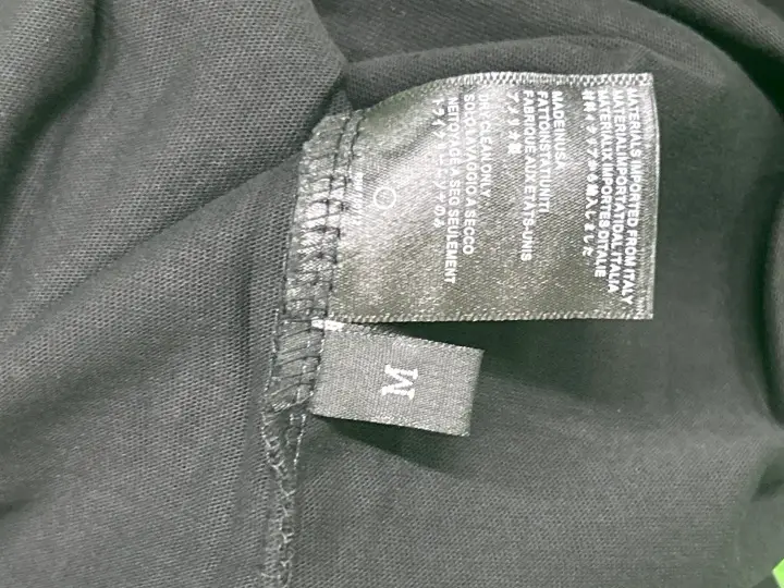 Amiri T-Shirts QC photo 2