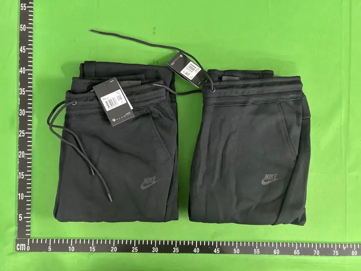 Nike Tech Fleece Black Hoodie QC photo 5