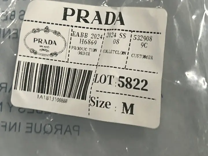 PRADA T-shirt QC photo 2