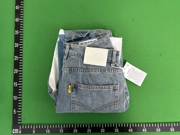 Gallery Dept Jeans QC photo 9