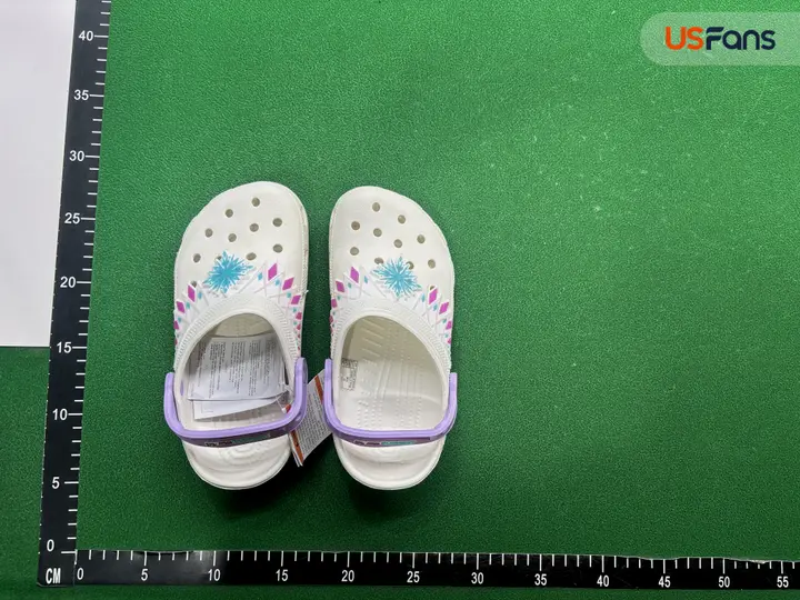 Crocs Minions QC photo 10