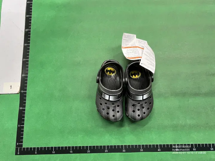 Crocs Minions QC photo 6