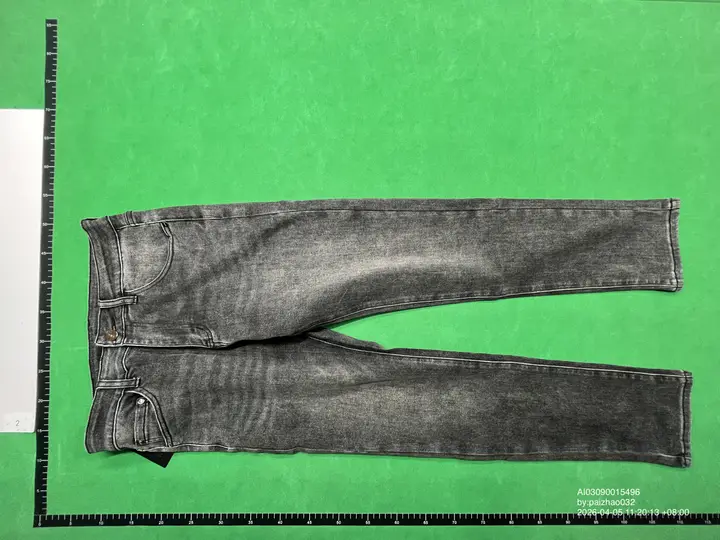 Fendi Men's Denim Jeans QC photo 19