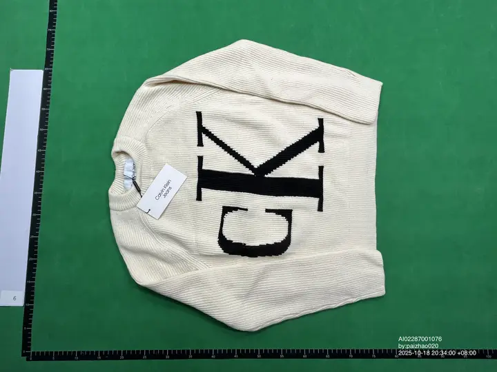 CK Sweater QC photo 7