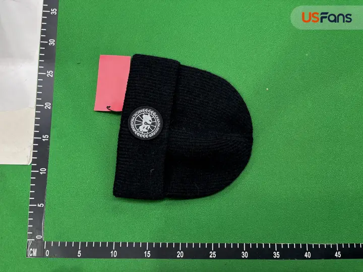 Black Badge Beanie QC photo 11