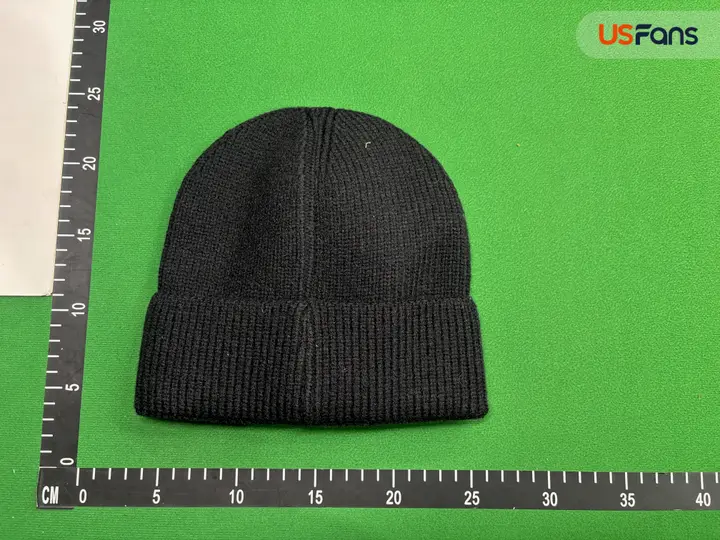Black Badge Beanie QC photo 13
