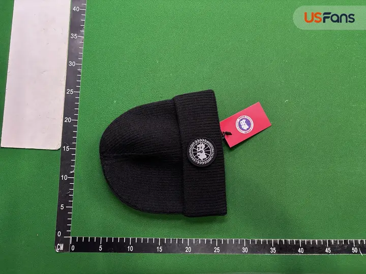 Black Badge Beanie QC photo 6
