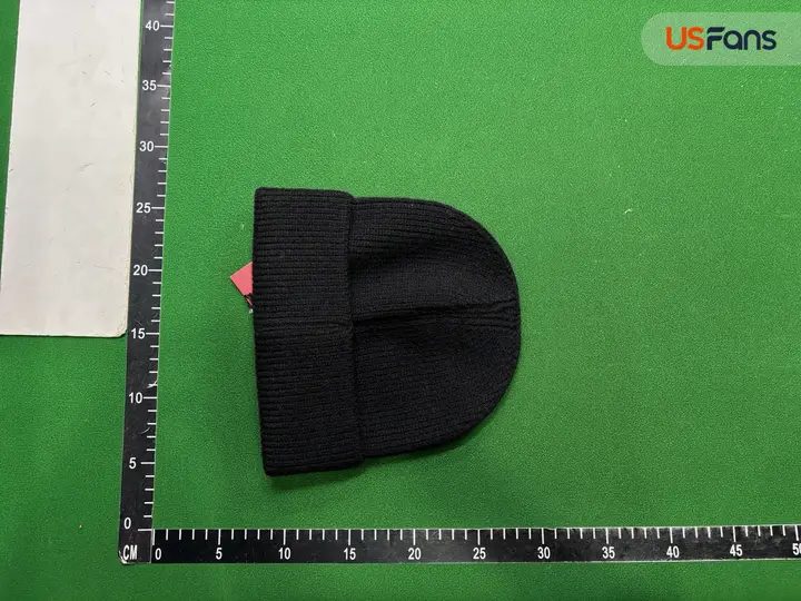 Black Badge Beanie QC photo 7