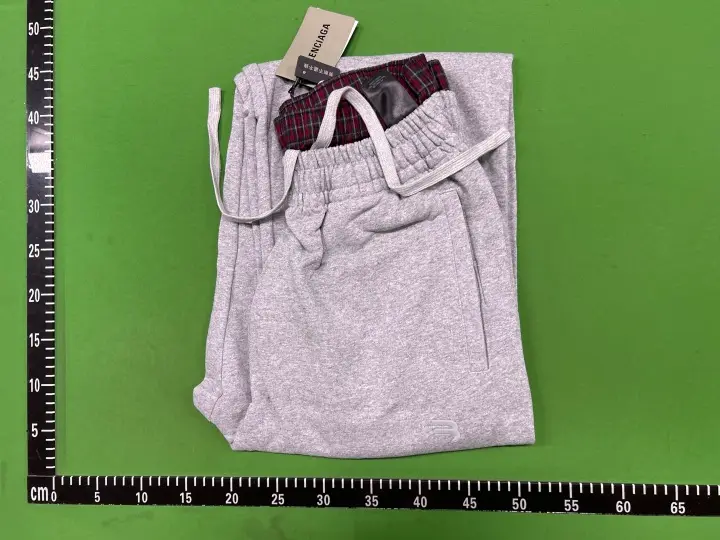 Budget Balenciaga Grey Sag Sweatpants QC photo 17