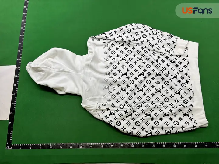 LV Hoodie QC photo 11