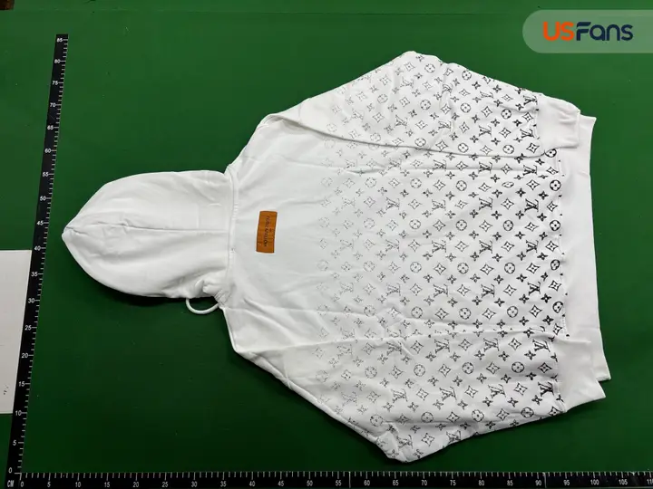 LV Hoodie QC photo 15