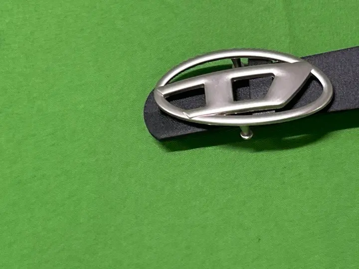Diesel White Belt QC photo 1