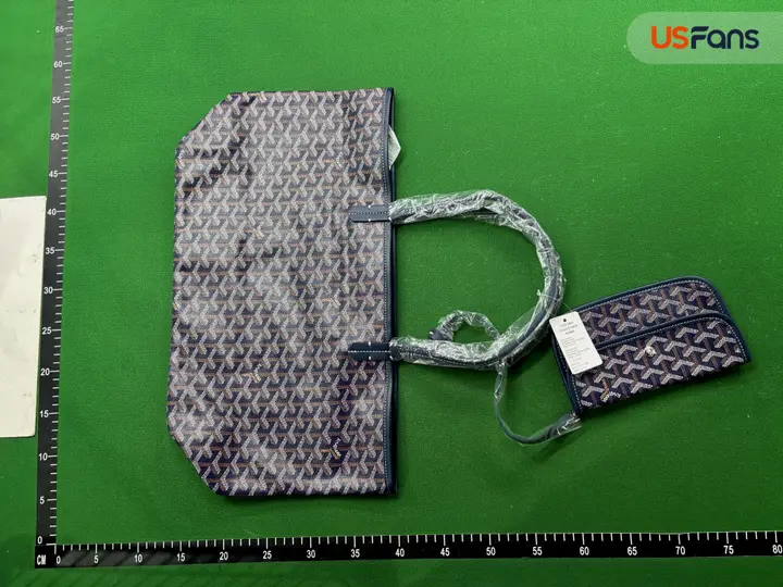 Goyard Handbag QC photo 16