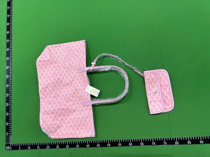 Goyard Handbag QC photo 4