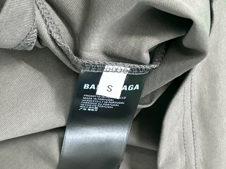Balenciaga T-Shirt Small Logo Grey QC photo 14