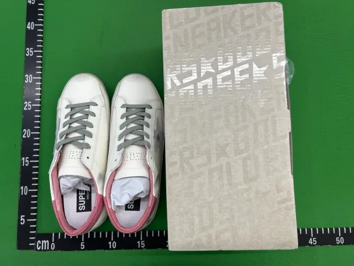 Golden Goose Trainers QC photo 10