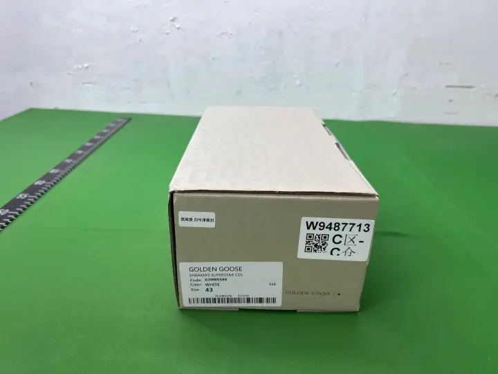 Golden Goose Trainers QC photo 17