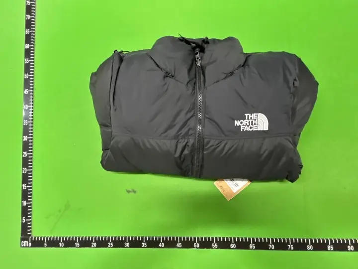 Budget/Best TNF Nuptse Jacket QC photo 10