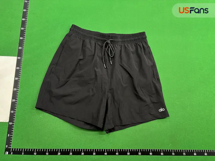 Lululemon Shorts QC photo 6