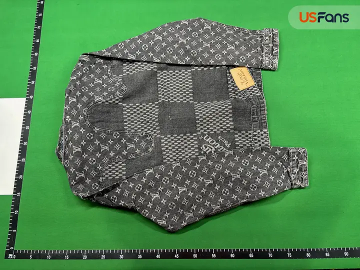 Drake LV Jacket QC photo 3