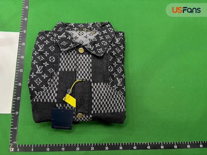 LV Jacket Blue Denim QC photo 4