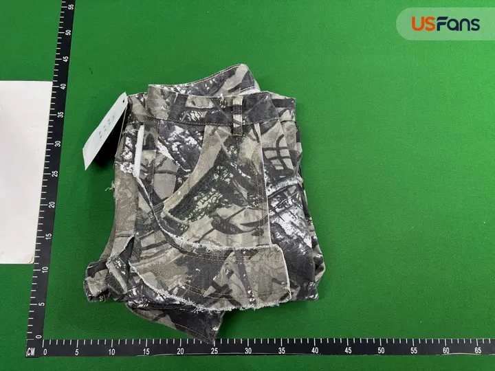 Camo Jeans QC photo 12