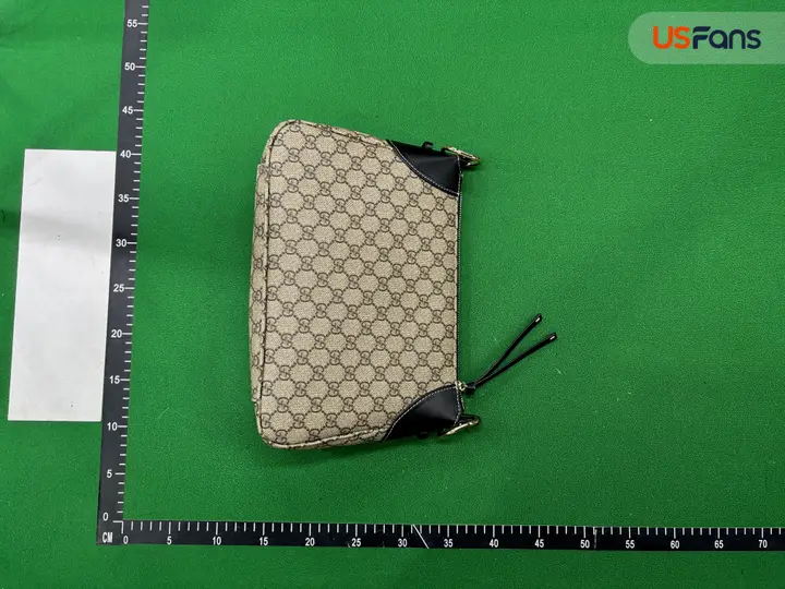 Gucci GG Emblem Bag QC photo 2