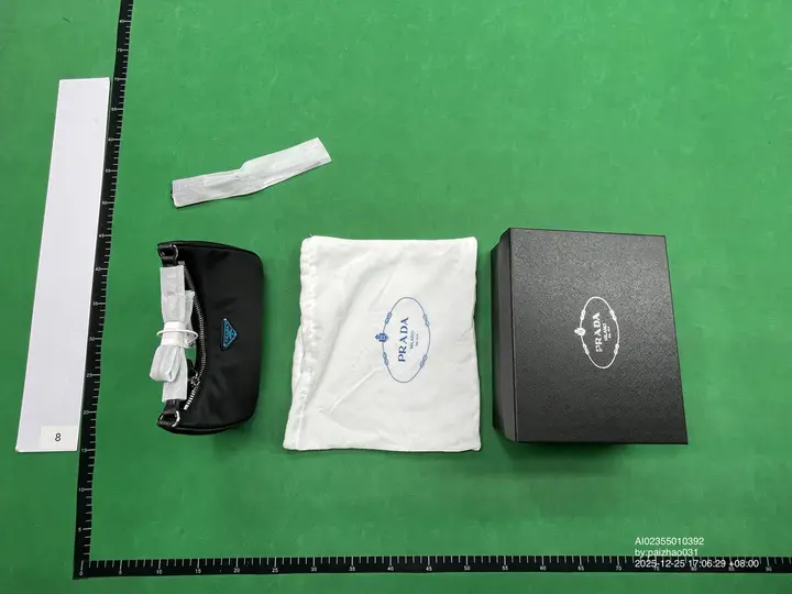 Prada Bag QC photo 7
