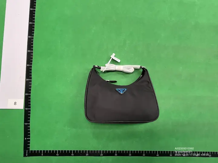 Prada Bag QC photo 9