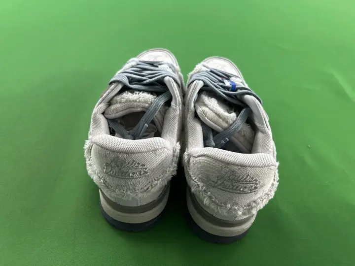 LV Trainers White Signature (Budget) QC photo 11