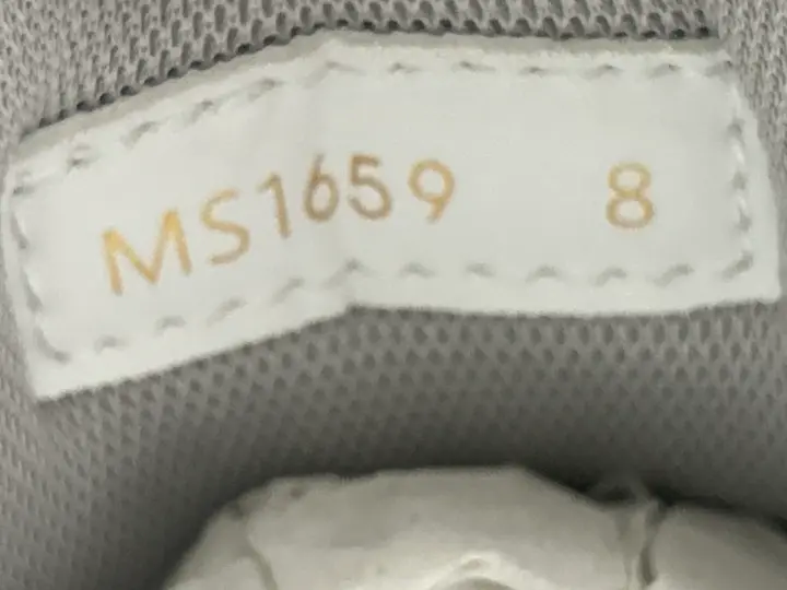 LV Trainers White Signature (Budget) QC photo 15