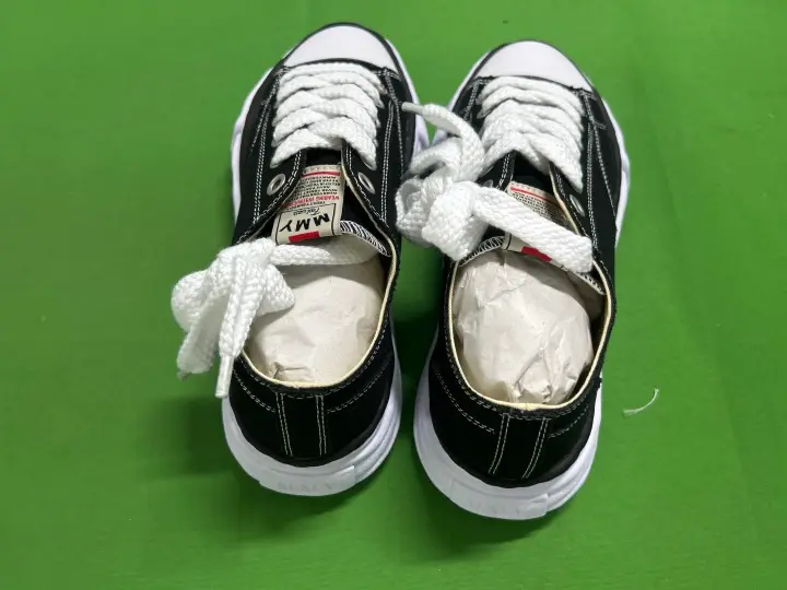 Mihara Trainers QC photo 11