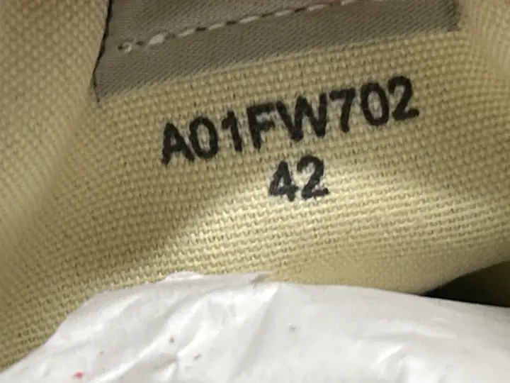 Mihara Trainers QC photo 16