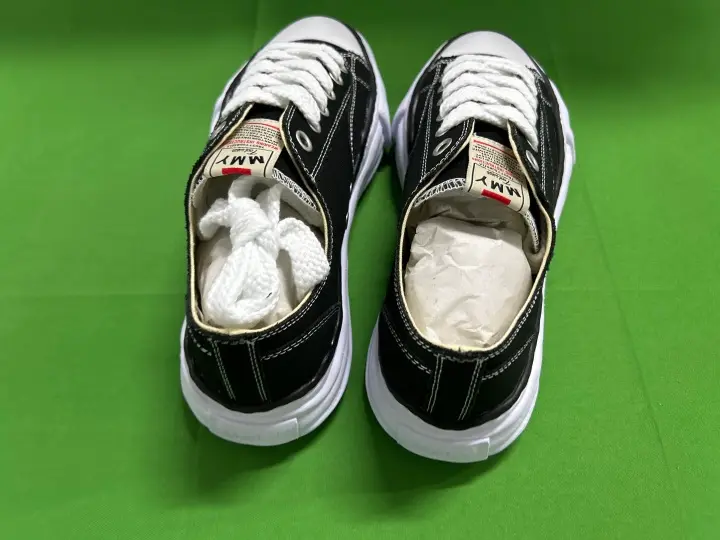 Mihara Trainers QC photo 19