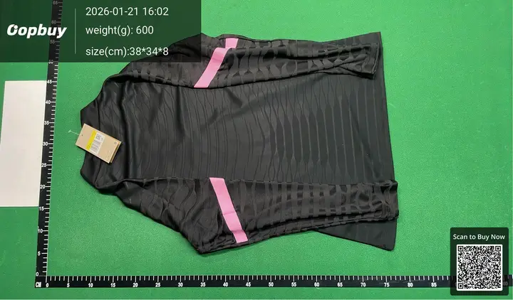 Real Madrid Tracksuit Set QC photo 10