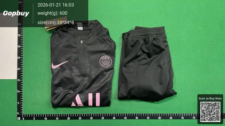 Real Madrid Tracksuit Set QC photo 12