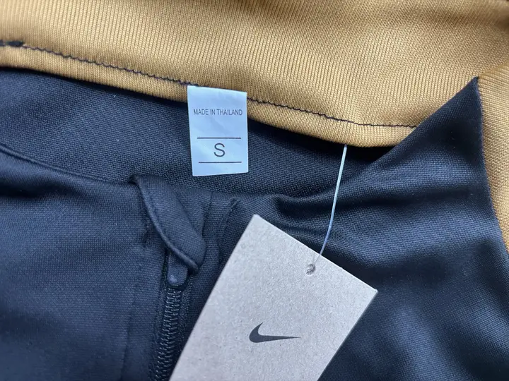 Real Madrid Tracksuit Set QC photo 13