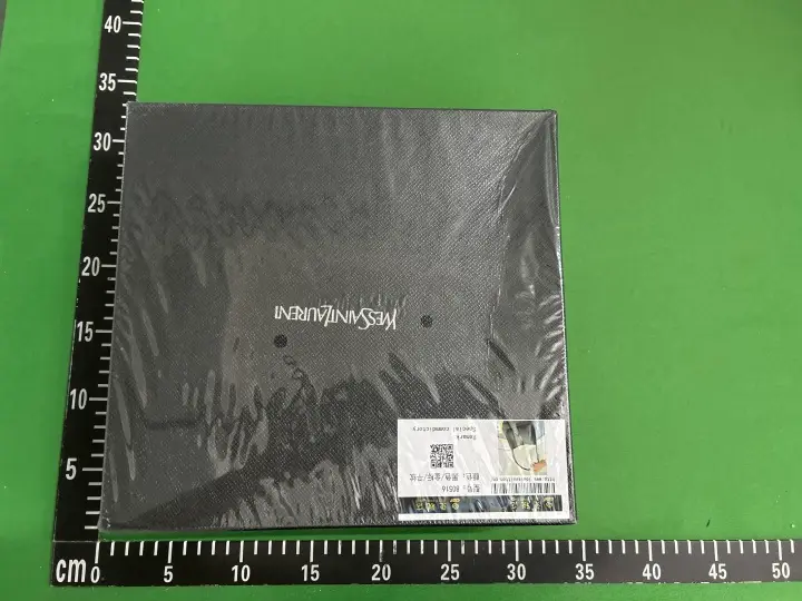 YSL LE5A7 QC photo 5