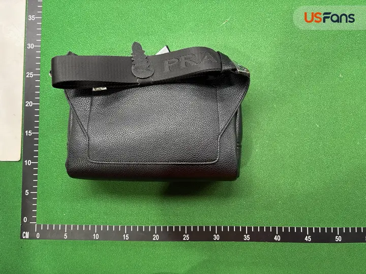 Prada Bag QC photo 2