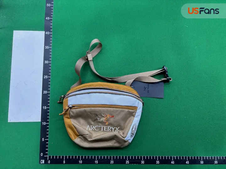 Arc'teryx Shoulder Bag QC photo 4